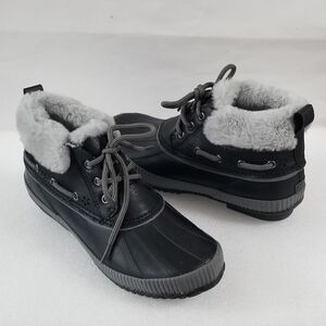 J SPORT WATERPROOF LACE UP WOMEN'S BOOT COLOR BLACK SIZE US 7